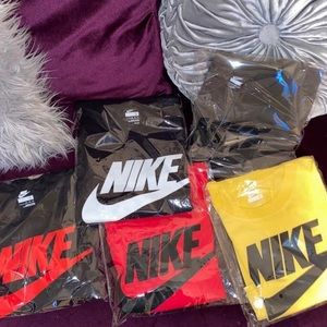 Nike shirts different colors ! Women / Males